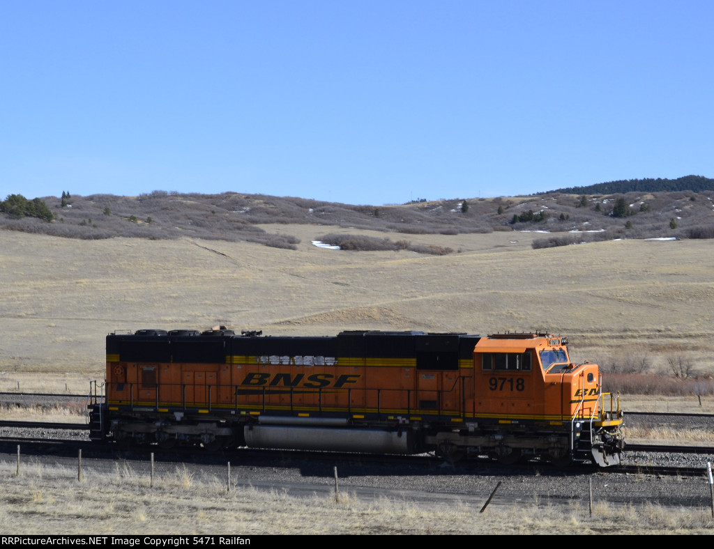 The Spruce Helper - BNSF 9718